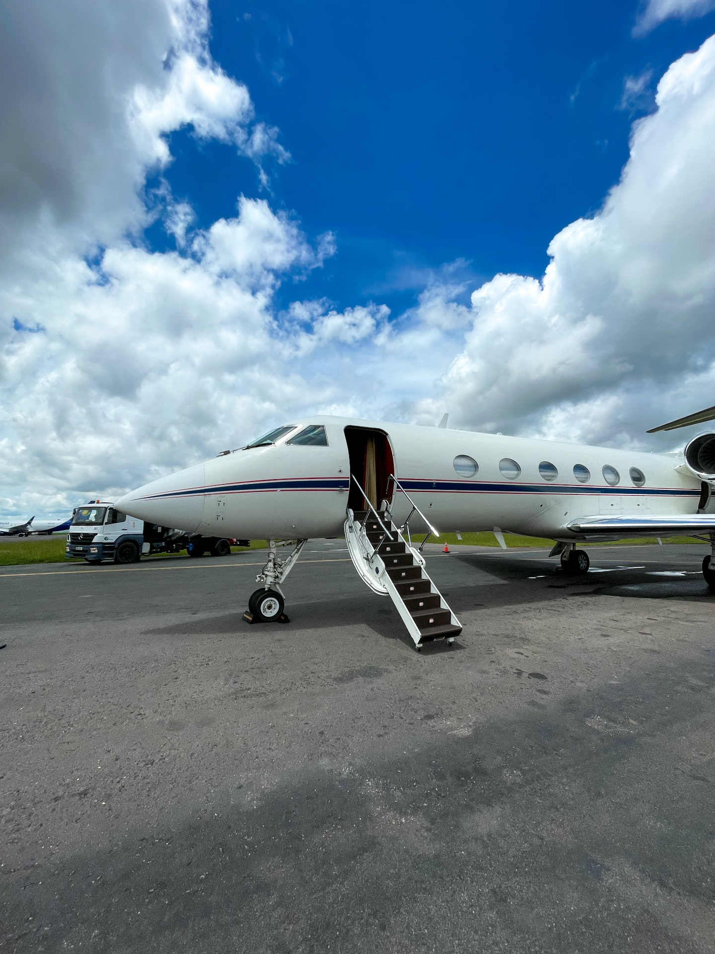 Gulfstream with airstairs on sunny ramp